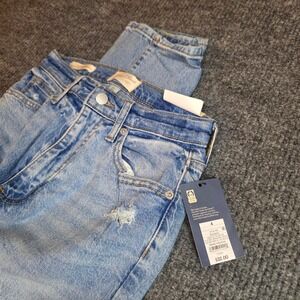 Universal Thread High Rise 90s Slim Distressed Jeans Light Wash Blue Size 4/27R